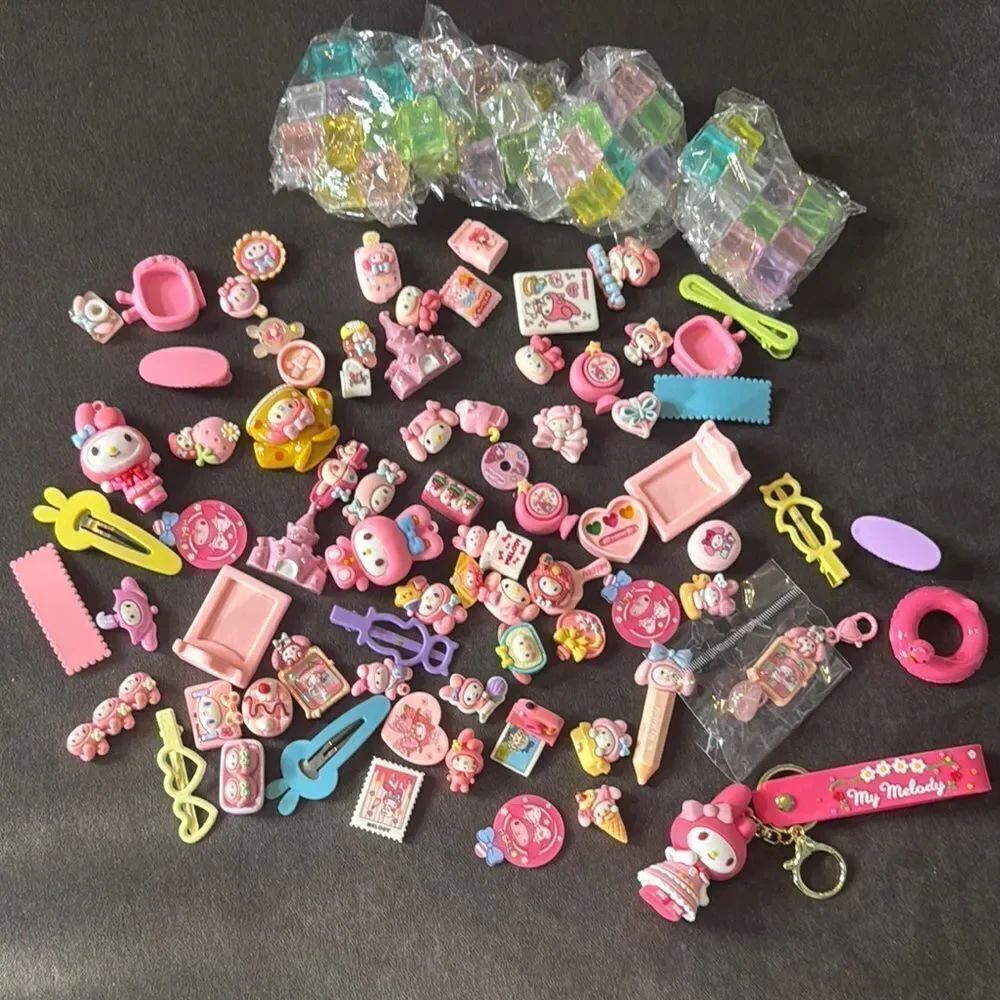 Hello Kitty and Friends Assorted Toy Collection Pack Charms Key Rings Hair Clips